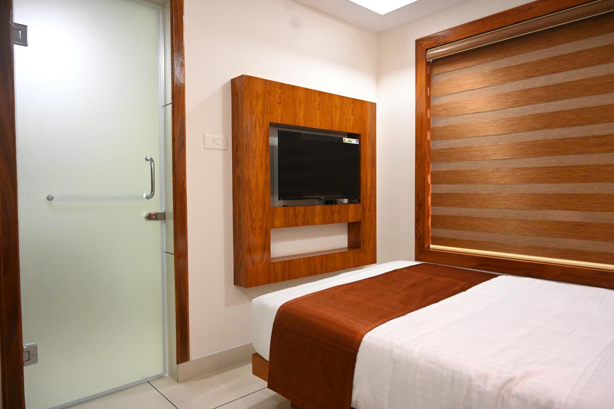 Harley Residency Hotel Kannur Exterior photo