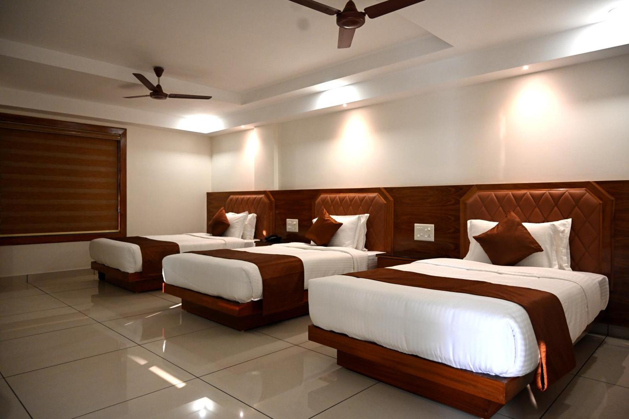 Harley Residency Hotel Kannur Exterior photo